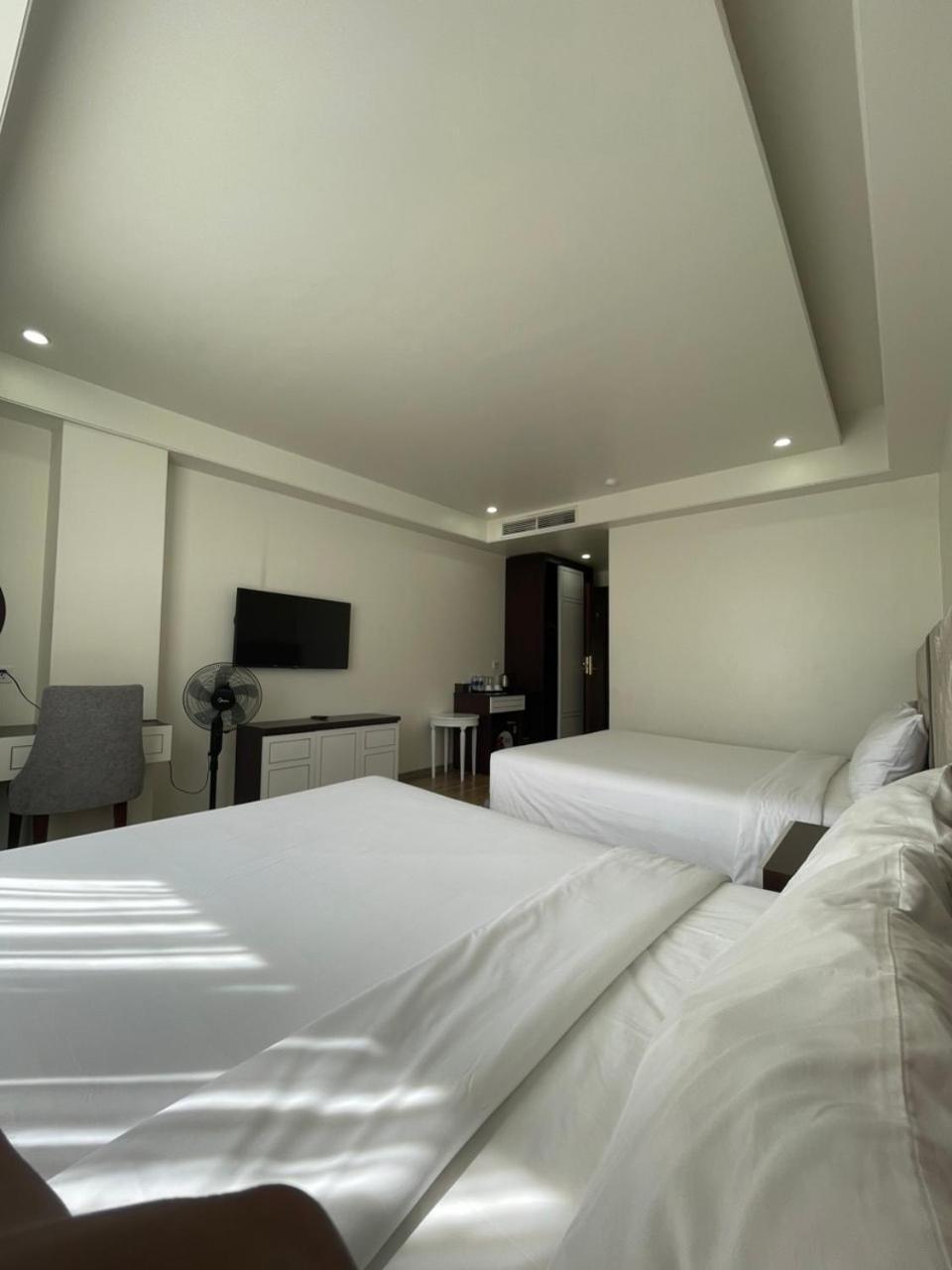 Lotus Hotel & Apartment Hai Phong Exterior foto