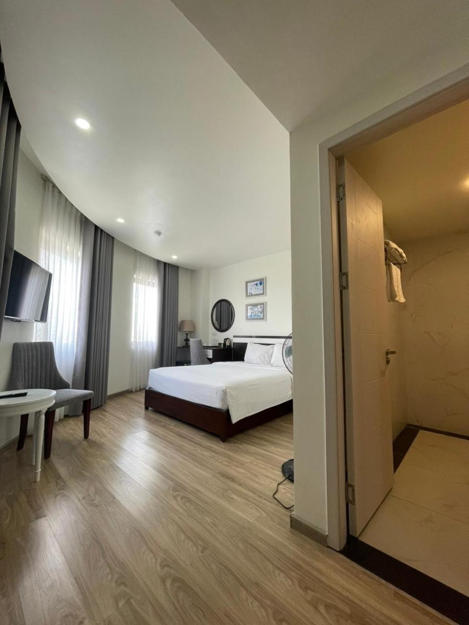 Lotus Hotel & Apartment Hai Phong Exterior foto